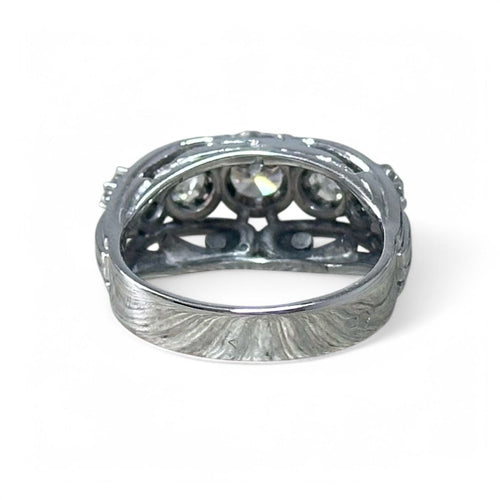 Bague 56 Bague jarretière diamants or et platine 1930 58 Facettes 334