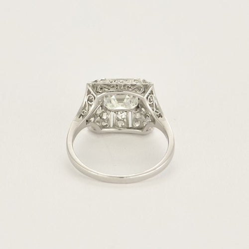 Bague 57 Bague en platine et diamants 58 Facettes LJBAV3