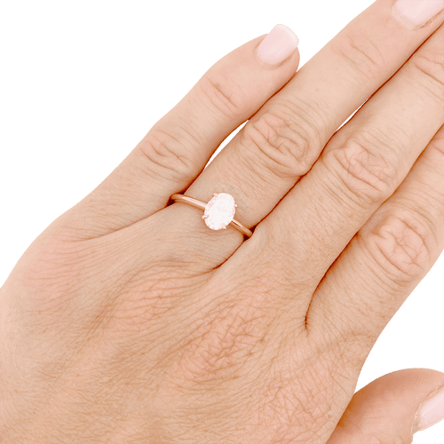 Bague 52 Bague solitaire or jaune, diamant ovale. 58 Facettes 34668