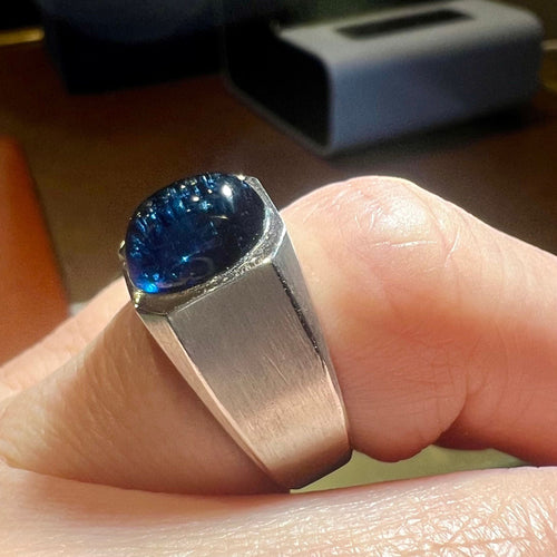 Bague 56 Bague or blanc tourmaline bleue 58 Facettes 7824 A