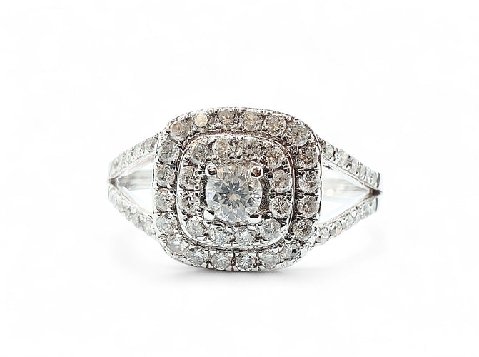 Bague 56 Bague en diamants or blanc 18 carats 58 Facettes