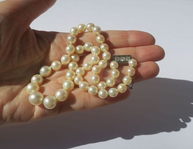 Collier Collier de grosses perles de culture Akoya Fermoir or blanc et Diamants 58 Facettes
