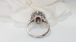 Bague 56 Bague Entourage En Or Blanc, Rubis Et Diamants 58 Facettes F4385
