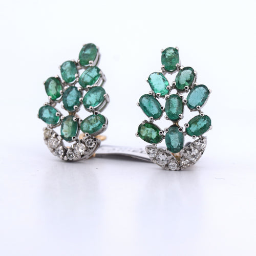 Boucles d'oreilles Boucles d'oreilles en platine ornées d'émeraudes et de diamants 58 Facettes