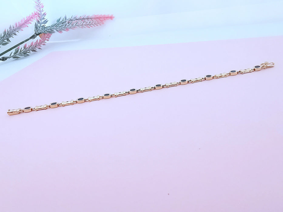 Bracelet Bracelet or jaune saphirs et diamants 58 Facettes AA 1689