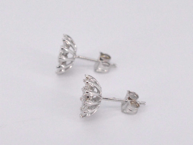 Boucles d'oreilles Boucles d'oreilles en or blanc avec diamants naturels 58 Facettes 2220