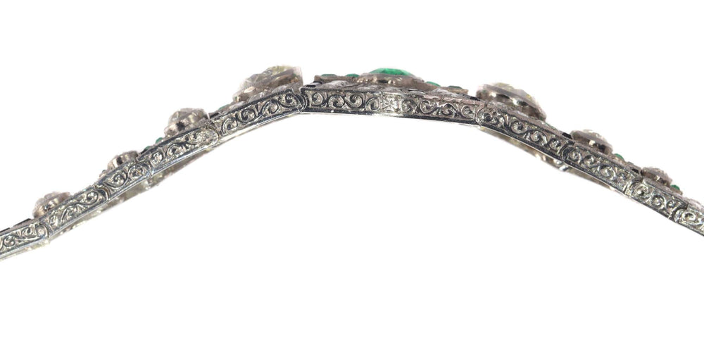 Bracelet Bracelet Art déco sophistiqué en platine : diamants, émeraudes et onyx 58 Facettes 20358-0165