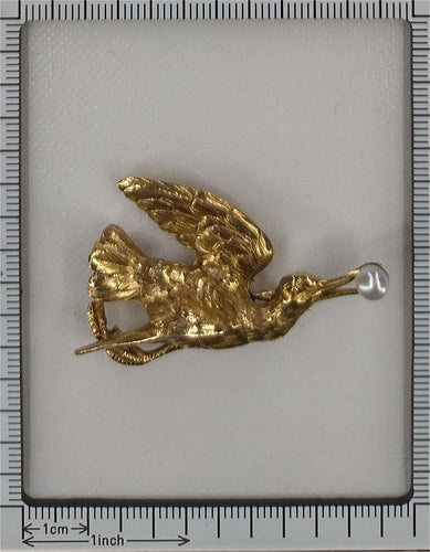 Elegance in flight: the Victorian stork brooch-pendant 