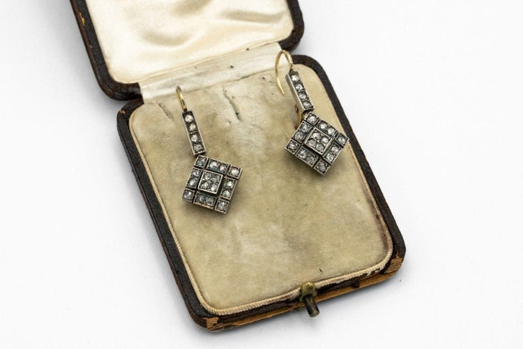 Boucles d'oreilles Boucles d'oreilles anciennes en or serties de diamants taille ancienne, Scandinavie, vers 1900. 58 Facettes 9711