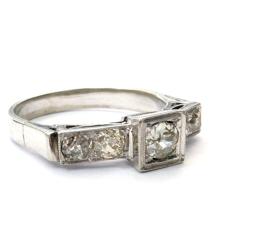 Bague 55 Bague en or blanc avec diamants 58 Facettes