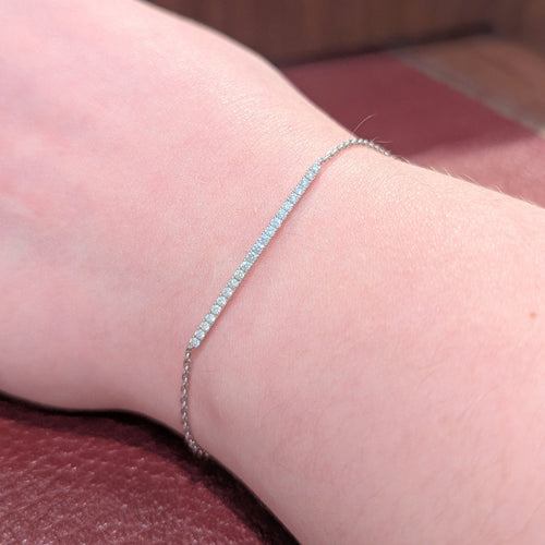 Bracelet Bracelet en or blanc et diamants 58 Facettes 31896