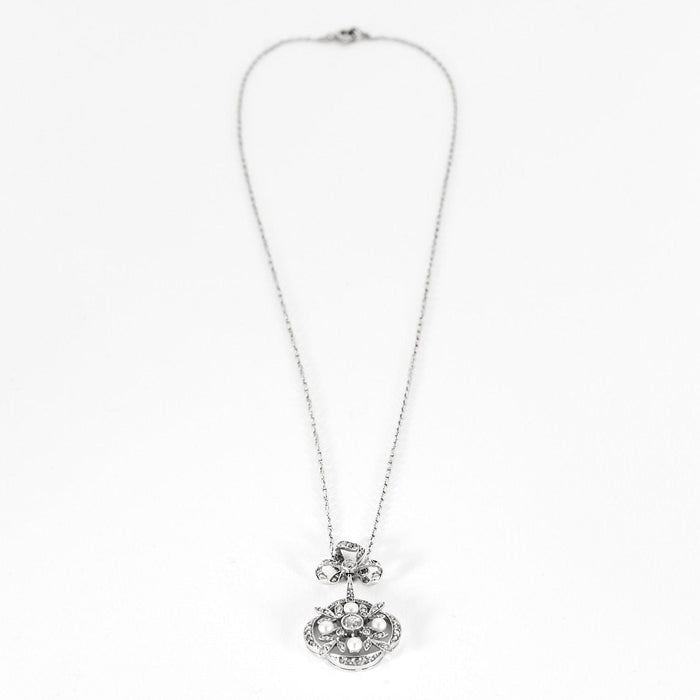 Collier Collier XXe, diamants et perles 58 Facettes GU132