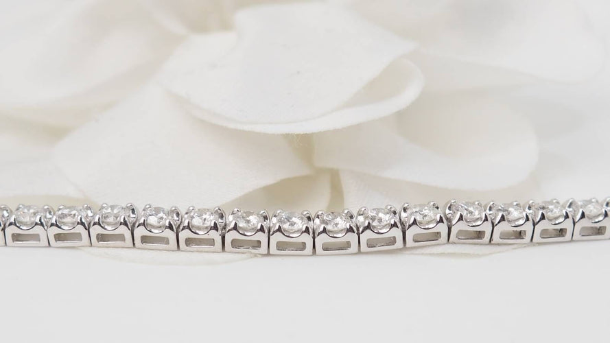 Bratara River din aur alb si diamante