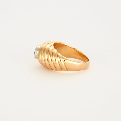 Diamantring i gult guld