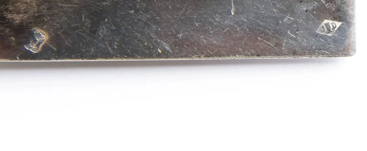 Broche Broche rare en argent martelé de Jean Despres, 1932 58 Facettes