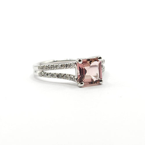 Bague 49 Bague or blanc 18 carats sertie d'une tourmaline et diamants naturels 58 Facettes