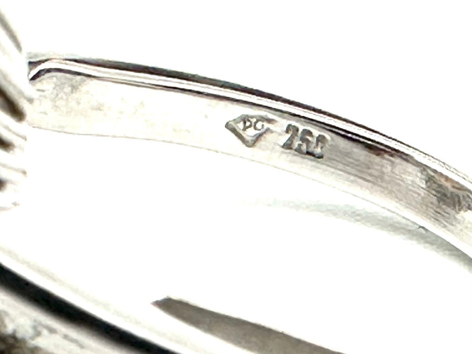 Bague 52 Bague vintage or blanc 18K, opale et diamants 58 Facettes