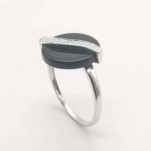 Bague 56 Bague or onyx & diamant 58 Facettes