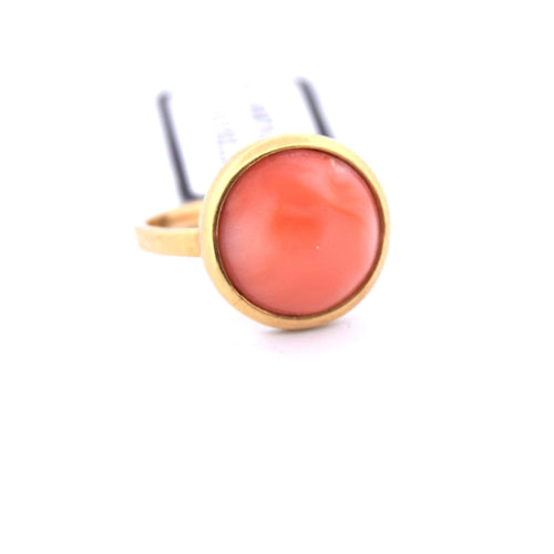 Bague 48 Bague corail en or jaune des années 1980 58 Facettes