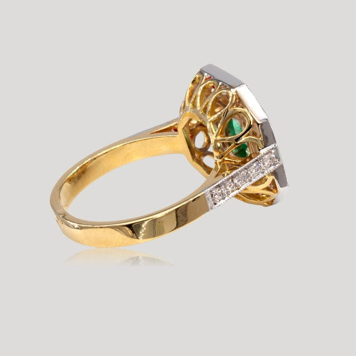 Estilo de anillo Art Deco esmeralda