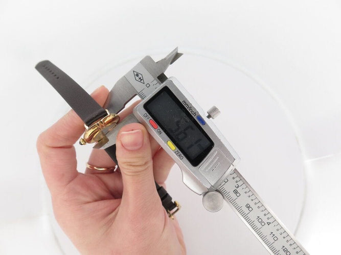 Montre vintage montre CARTIER colisee 590002 24 mm quartz vermeil en 58 Facettes 267197