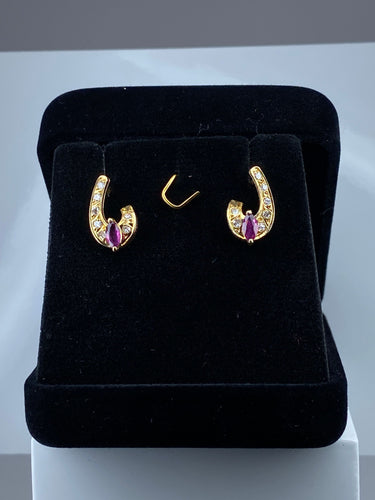 Pár náušnic ze žlutého zlata a diamantů 