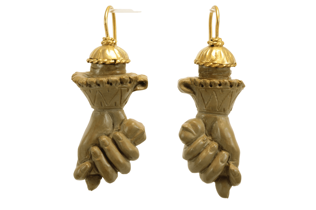 Boucles d'oreilles Boucles d'oreilles antiques en or sculpté de lave 58 Facettes