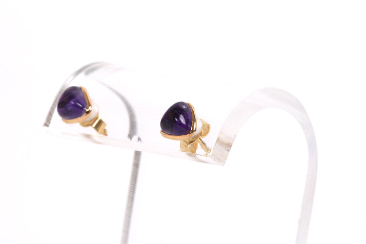Boucles d'oreilles Boucles d'oreilles contemporaines en or jaune 18 carats serties d'améthystes 58 Facettes 21831