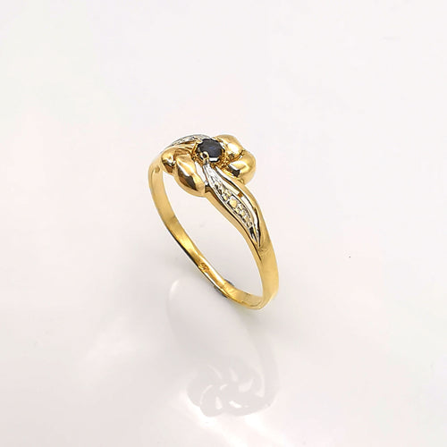 Bague 57 Bague florale or et saphir 58 Facettes
