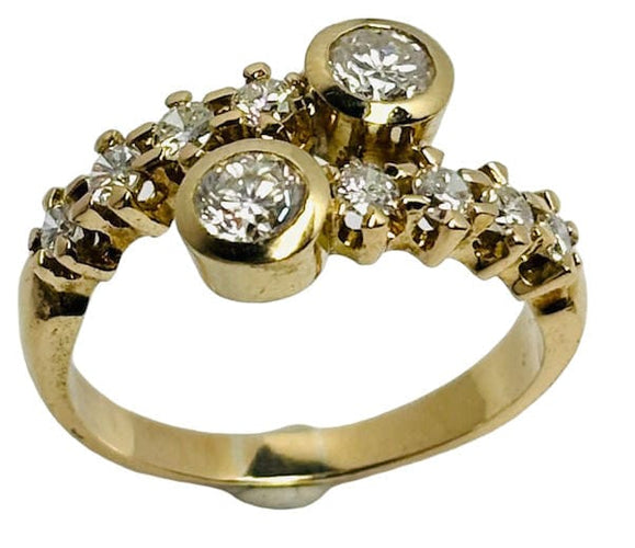 Bague 55.5 Bague contemporaine à griffes en or jaune et diamants 1,00 ct 58 Facettes Q386B