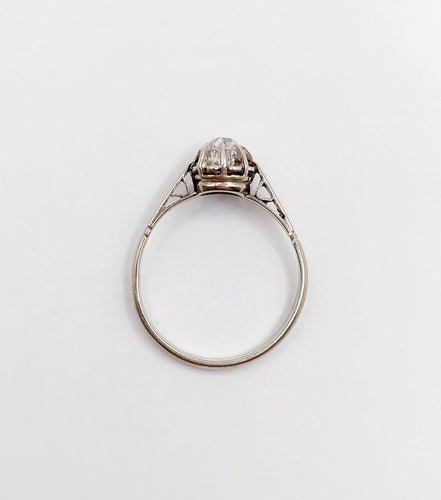 Bague 53.5 Bague solitaire Art Déco or blanc diamant taille ancienne 0.35 carat 58 Facettes A06275