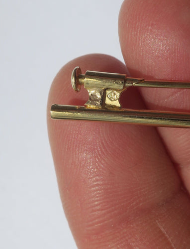 Broche Broche barrette fer à cheval en or jaune 58 Facettes