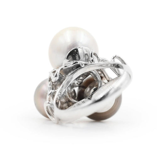 Bague Bague en or blanc avec perles et diamants 58 Facettes 5505