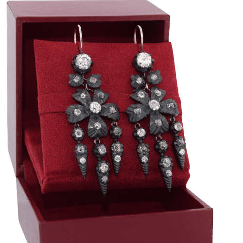 Boucles d'oreilles Boucles d’oreilles anciennes en or 12 kt et argent avec diamants 5,50 ct 58 Facettes