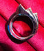 Bague 55 Bague or gris saphirs calibrés, pavage de diamants 58 Facettes 7837 A