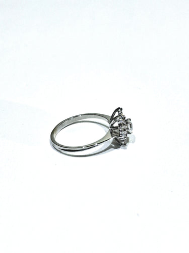 Bague 54 Bague étoile en or blanc 18 carats et diamants taille brillant 58 Facettes