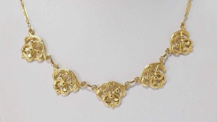 Collier Collier draperie en or jaune 58 Facettes 31352