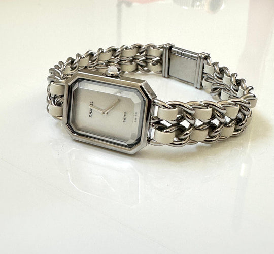 CHANEL - Montre Première en acier et cuir XXL 58 Facettes