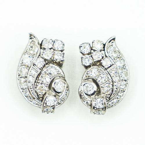 Boucles d'oreilles Boucles d'oreilles platine diamants 58 Facettes A880002