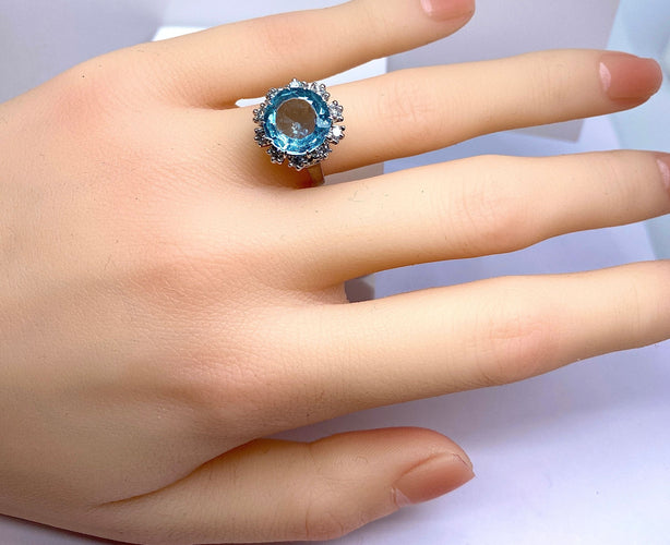 Bague 49 Bague en or blanc 18 carats, aigue marine et diamants 58 Facettes AB495