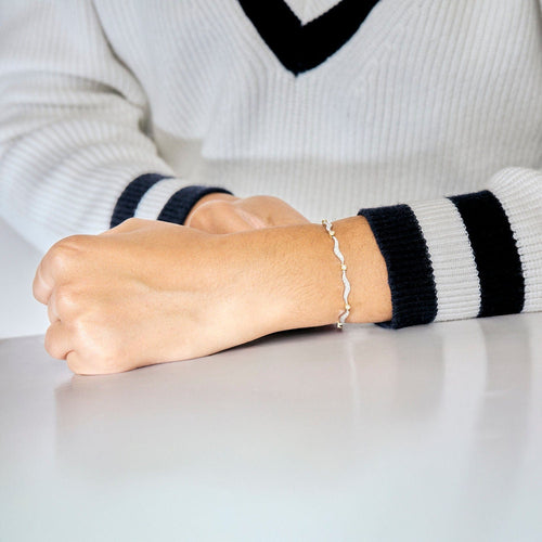 Bracelet Bracelet en or jaune, blanc et diamants 58 Facettes LP1300/17