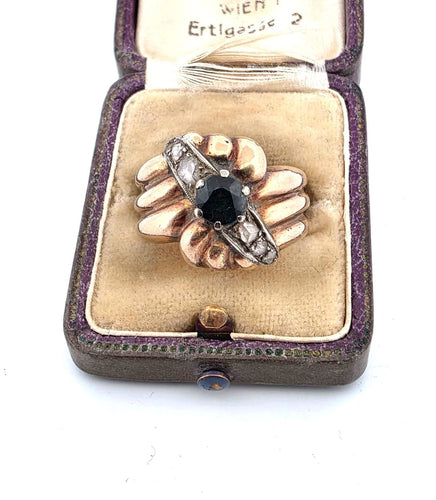 Bague 56 Bague vintage en or jaune massif 18 carats avec un saphir central et des diamants environnants 58 Facettes