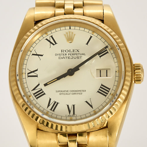 ROLEX - Perpetual Datejust Date - Yellow gold watch with round case and automatic movement 