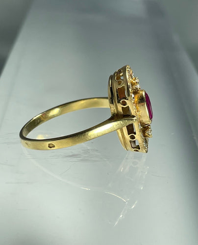 Bague 56 Bague or, rubis et diamants 58 Facettes 207