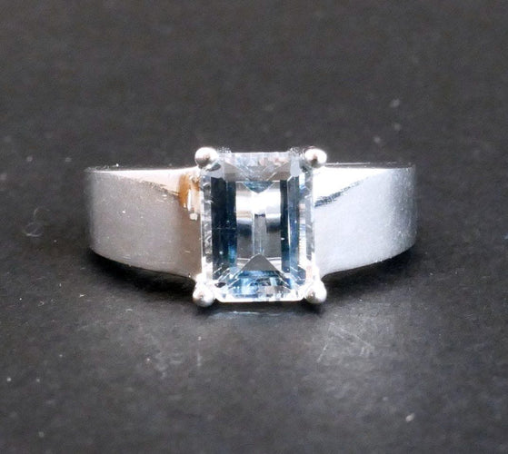 Bague 53 Bague aigue marine, or blanc 58 Facettes C24-05