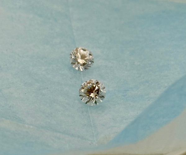 Boucles d'oreilles Diamants libres pour appairage puces d’oreilles 58 Facettes