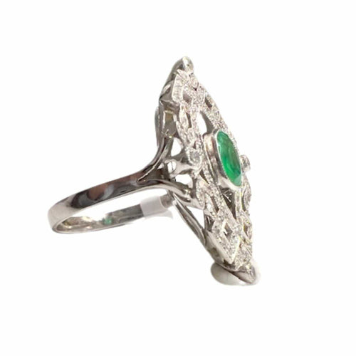 Bague 58.5 Bague navette de style Art Déco en platine avec diamants et émeraude 58 Facettes Q892A
