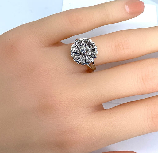 Bague 51 Bague en or blanc 18 carats et diamants 58 Facettes AB322