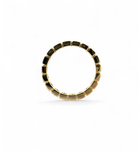 Anillo de matrimonio en oro amarillo de 18 quilates y diamantes princesa 