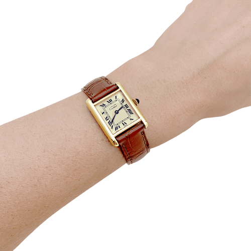 Montre Montre Cartier "Tank Must" argent plaqué or, cuir. 58 Facettes 34561